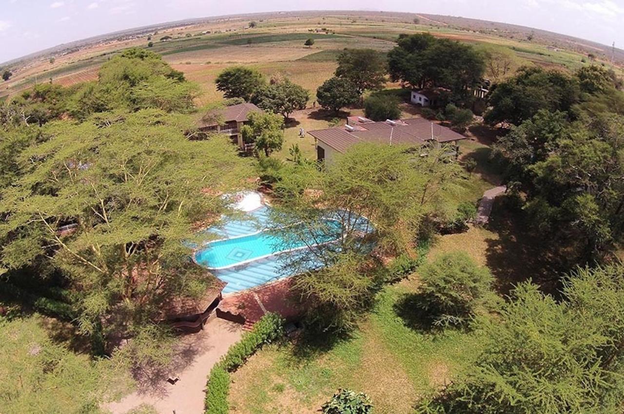 Twaandu Hunters Lodge מראה חיצוני תמונה